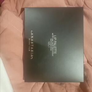 Anastasia Beverly Hills Lip Palette Vol. 1